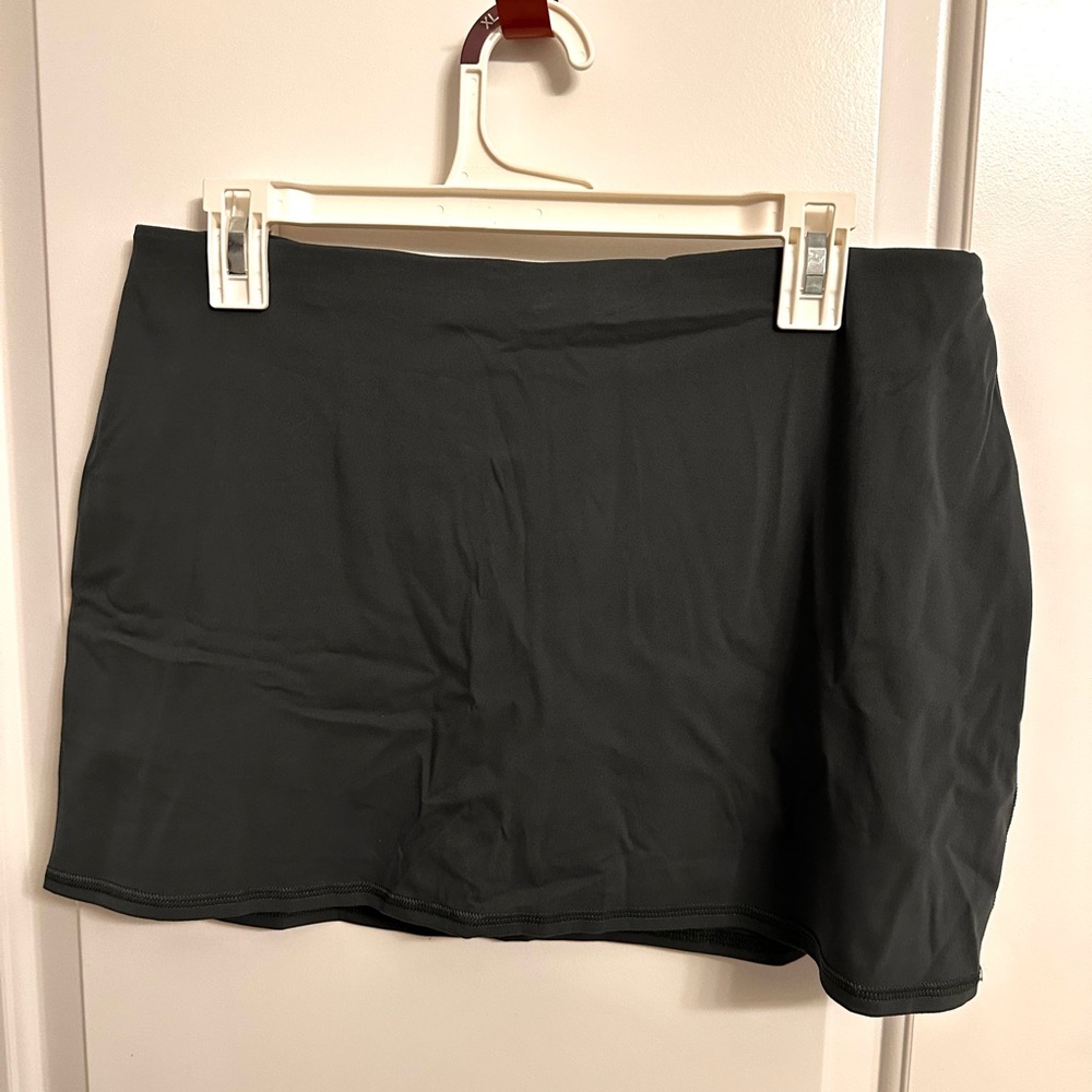 Garage Black Women's Skort